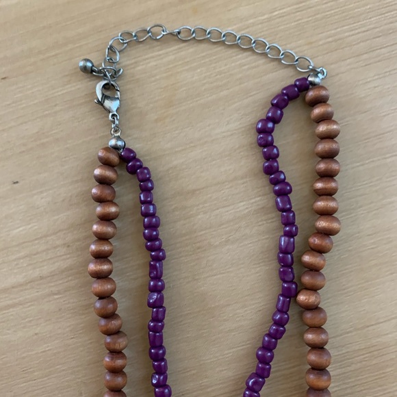 13” BEADED NECKLACE CLAW CLASP W/ EXTENSION & HANGING TEARDROP METAL ORNAMENT - Picture 4 of 5